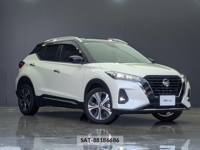 Nissan KICKS 2023-12 7272138-28