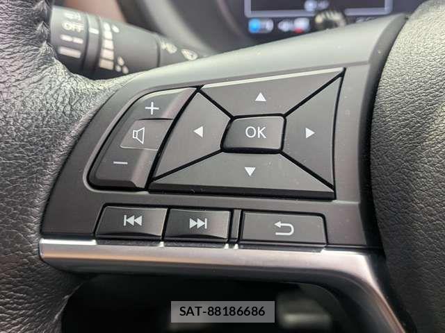 Nissan KICKS 2023-12 7272138-6