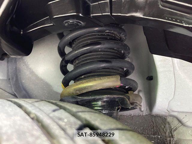 Nissan KICKS 2022-05 7272136-19