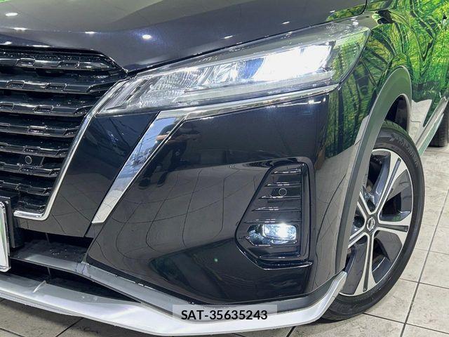 Nissan KICKS 2021-10 7272137-11