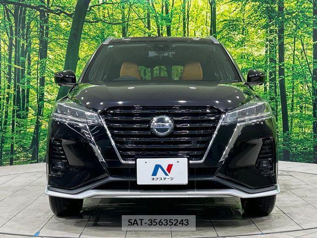 Nissan KICKS 2021-10 7272137-13