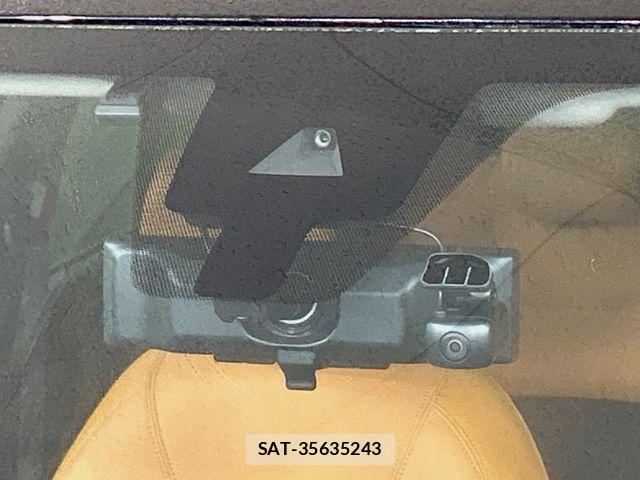 Nissan KICKS 2021-10 7272137-6