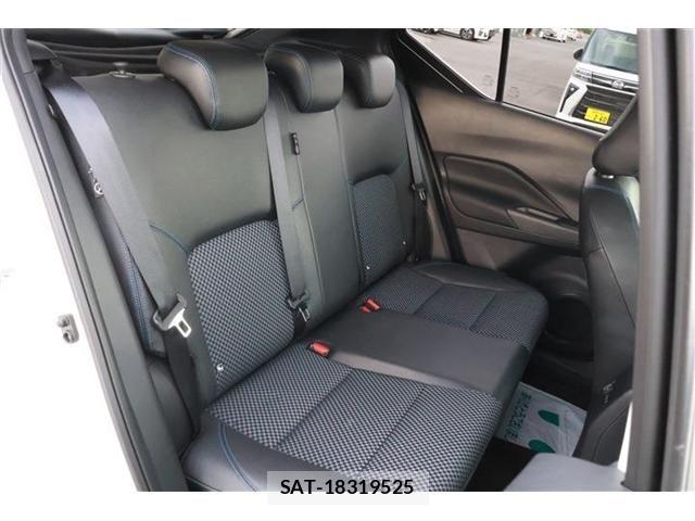 Nissan KICKS 2023-07 7327774-12