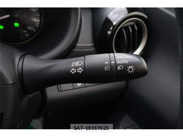 Nissan KICKS 2023-07 7327774-26