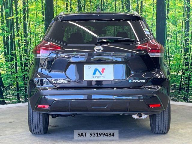 Nissan KICKS 2020-10 7327783-14