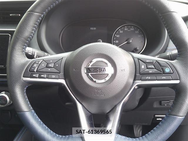 Nissan KICKS 2021-05 7327779-10