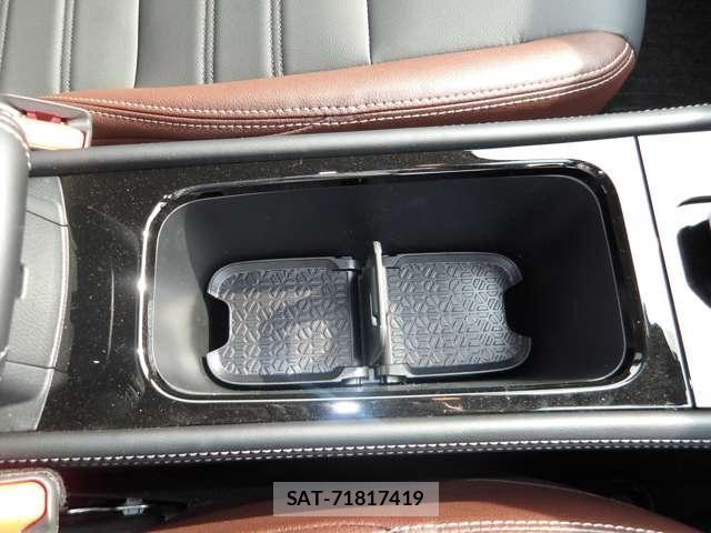 Nissan KICKS 2025-10 7327772-18