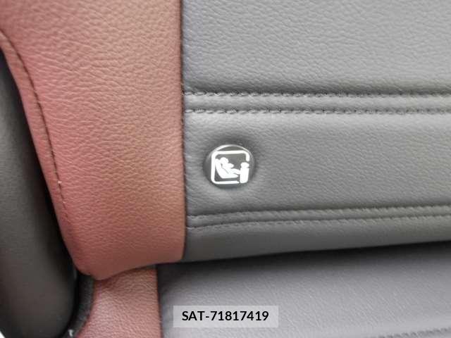 Nissan KICKS 2025-10 7327772-22