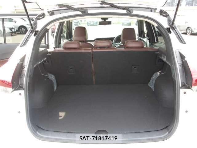 Nissan KICKS 2025-10 7327772-25