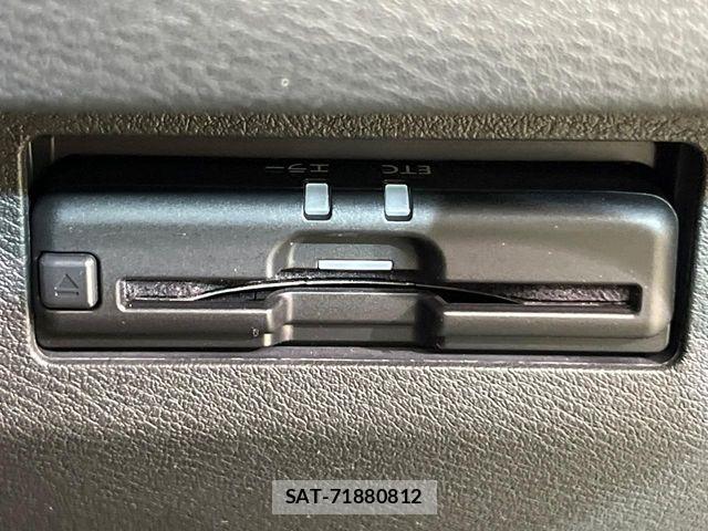 Nissan KICKS 2020-11 7327781-7