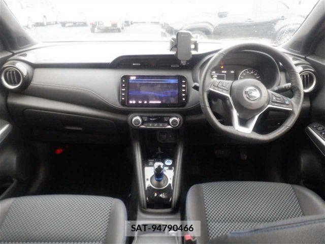 Nissan KICKS 2021-02 7327769-1