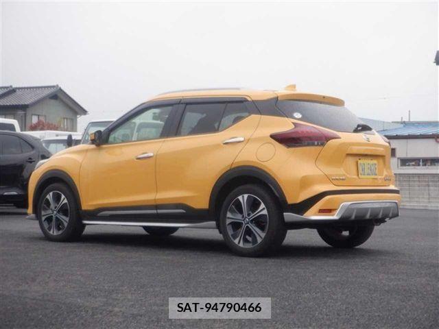 Nissan KICKS 2021-02 7327769-2