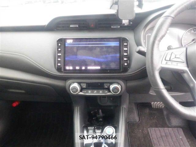 Nissan KICKS 2021-02 7327769-4