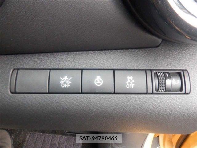 Nissan KICKS 2021-02 7327769-8
