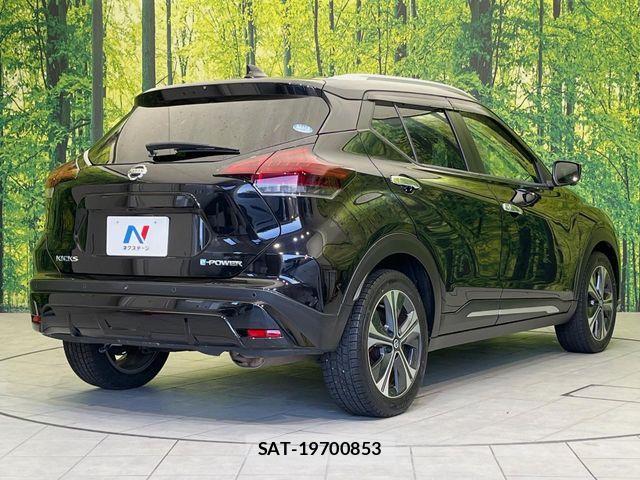 Nissan KICKS 2022-01 7327780-16