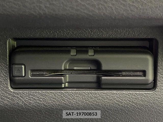 Nissan KICKS 2022-01 7327780-6