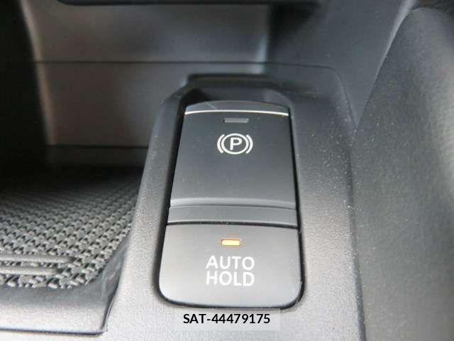 Nissan KICKS 2025-10 7327773-14