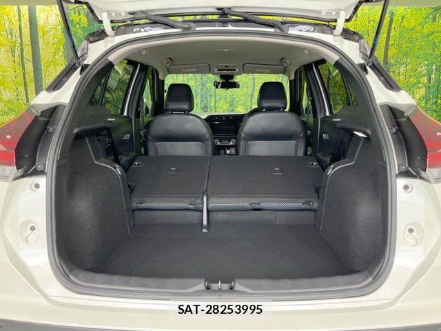 Nissan KICKS 2021-09 7327776-9