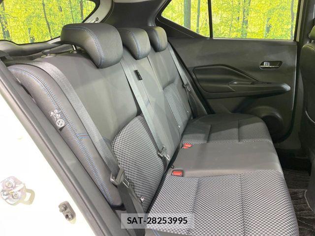 Nissan KICKS 2021-09 7327776-8