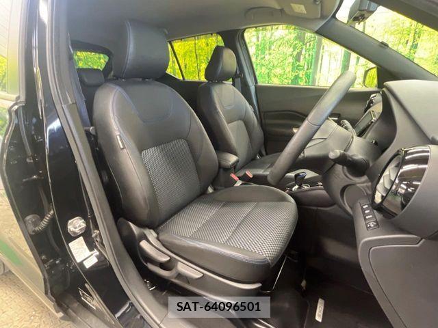 Nissan KICKS 2021-12 7327782-7
