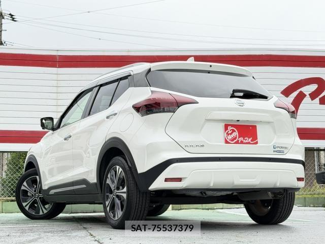Nissan KICKS 2020-06 7358314-3
