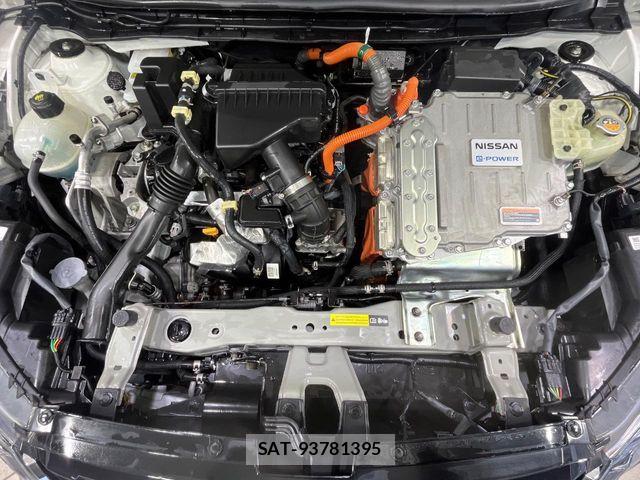 Nissan KICKS 2021-05 7358315-17