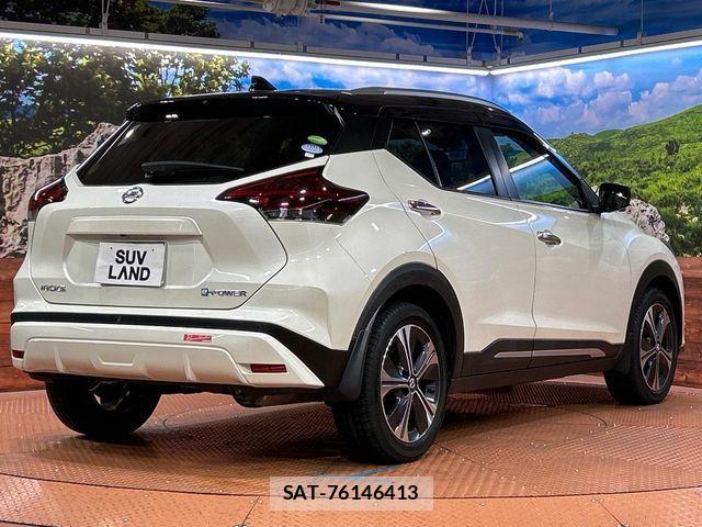Nissan KICKS 2021-07 7358313-16