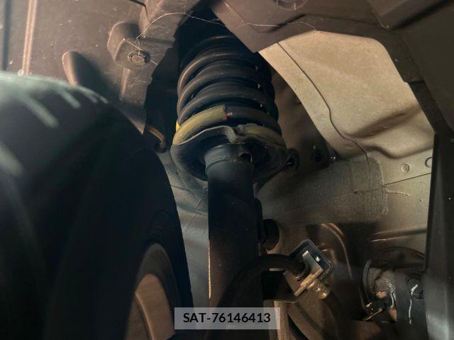 Nissan KICKS 2021-07 7358313-19