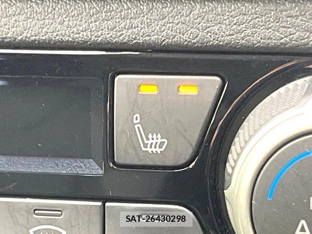Nissan KICKS 2021-03 7358311-5
