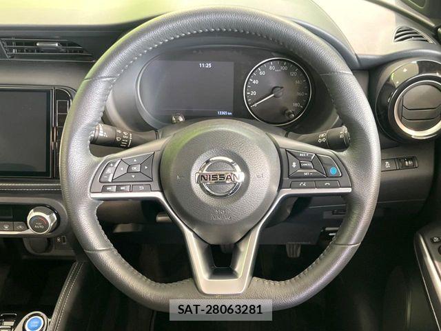 Nissan KICKS 2020-11 7358310-10