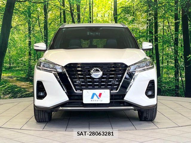 Nissan KICKS 2020-11 7358310-13