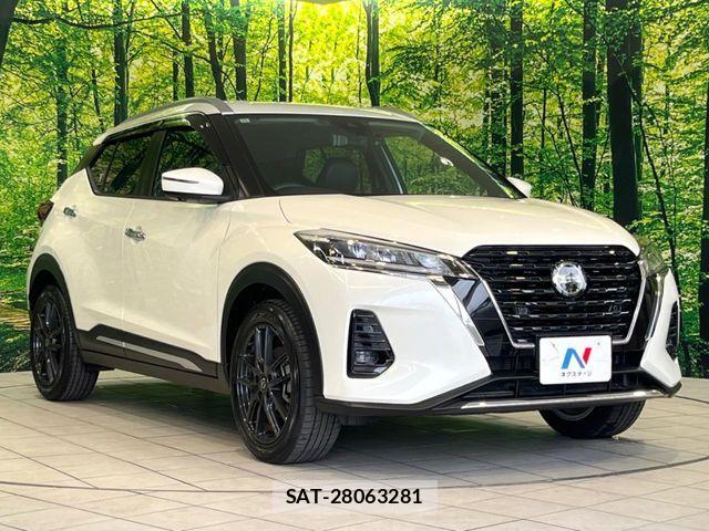 Nissan KICKS 2020-11 7358310-15