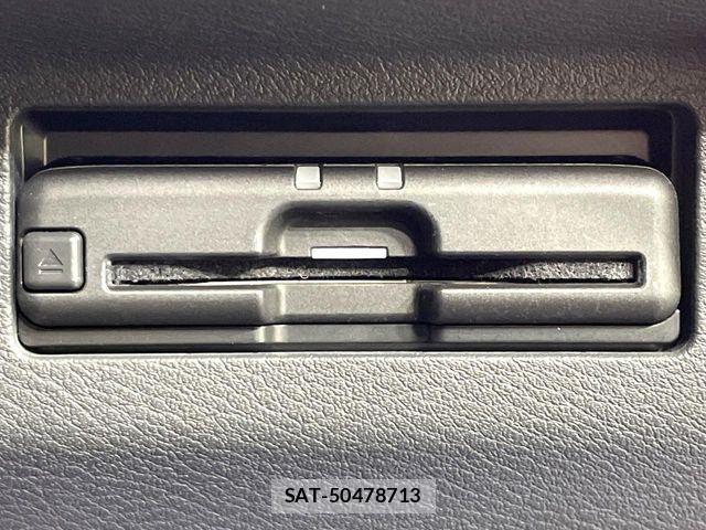 Nissan KICKS 2021-02 7358318-5