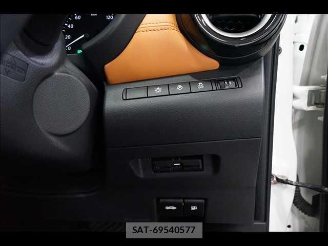 Nissan KICKS 2020-11 7358316-13
