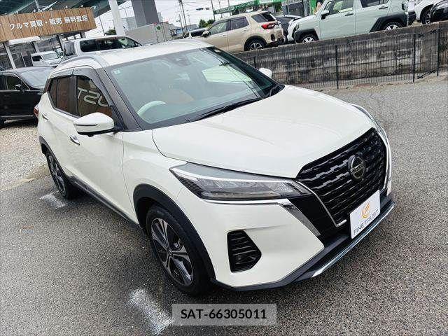 Nissan KICKS 2021-09 7392538-14