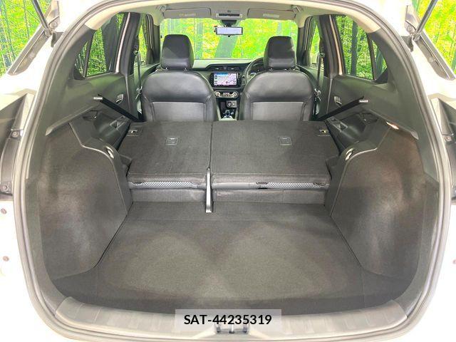 Nissan KICKS 2021-09 7392527-9