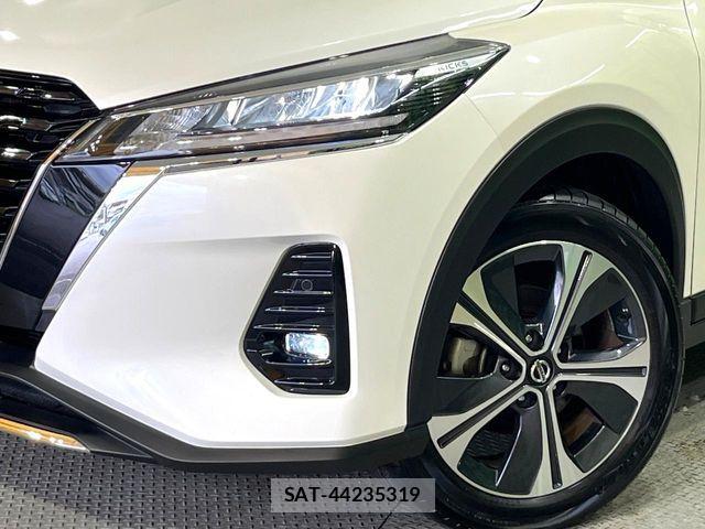 Nissan KICKS 2021-09 7392527-11