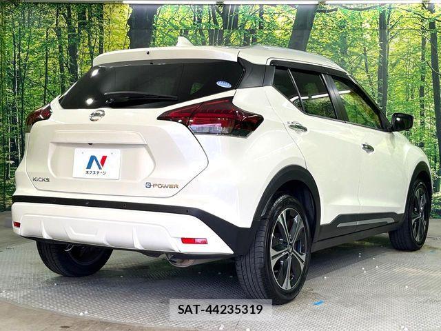 Nissan KICKS 2021-09 7392527-16
