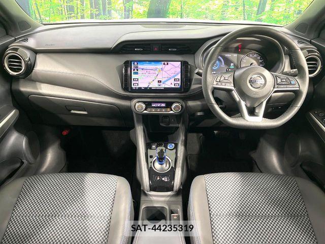 Nissan KICKS 2021-09 7392527-1