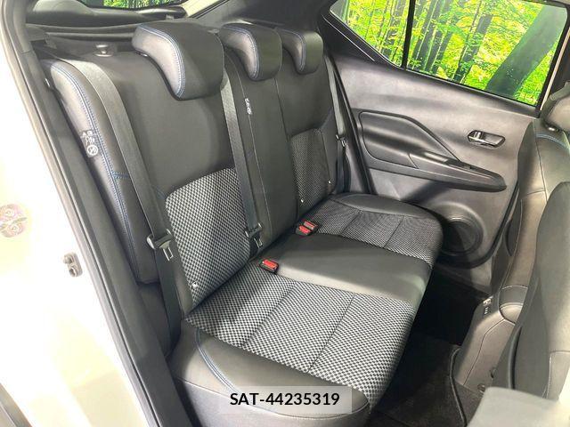 Nissan KICKS 2021-09 7392527-8
