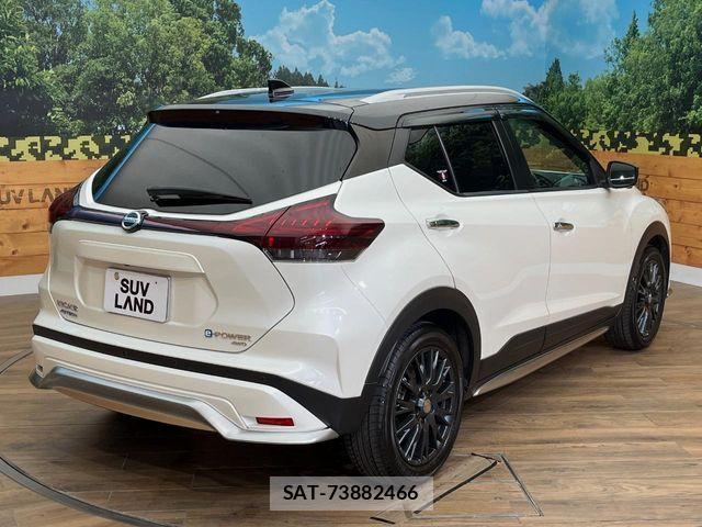 Nissan KICKS 2022-07 7455192-18