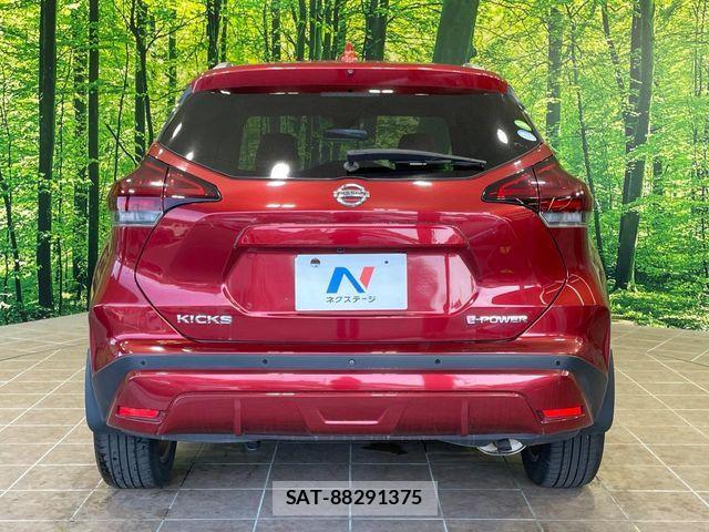 Nissan KICKS 2020-08 7455197-14