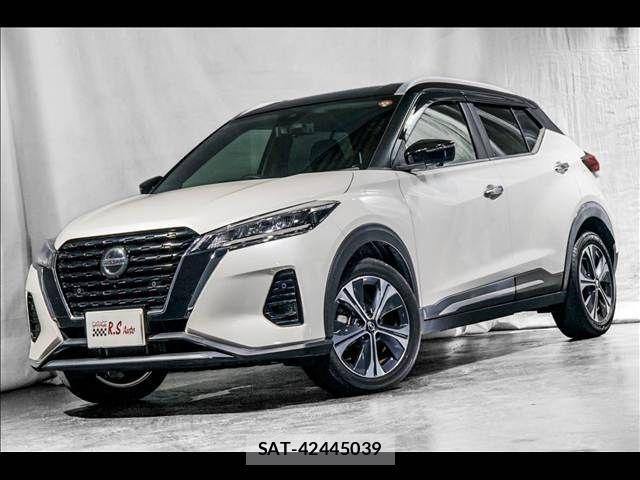 Nissan KICKS 2021-06 7455195-2