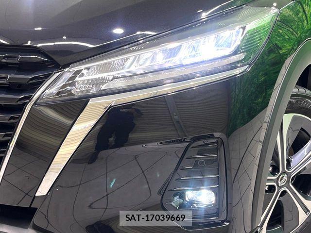 Nissan KICKS 2022-03 7455196-13