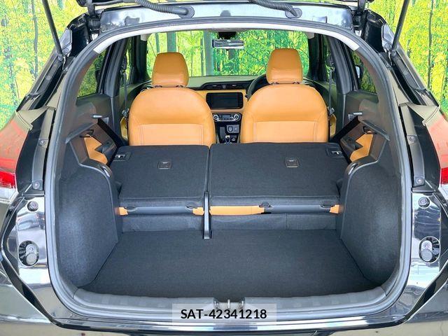 Nissan KICKS 2021-06 7455198-9