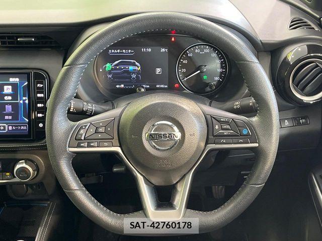 Nissan KICKS 2021-07 7455201-10