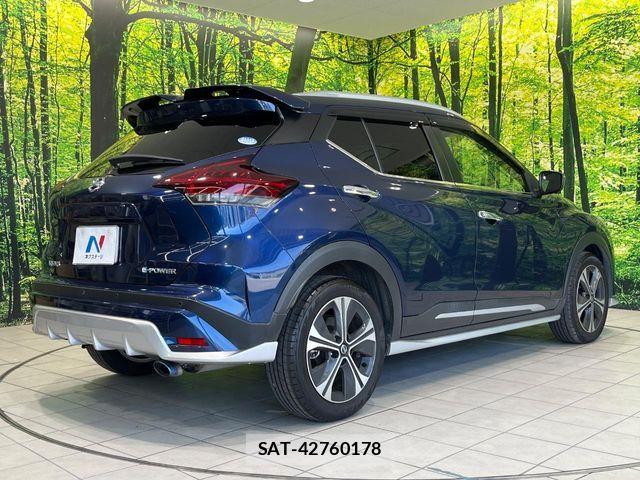 Nissan KICKS 2021-07 7455201-16