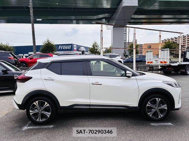 Nissan KICKS 2020-09 7501109-15