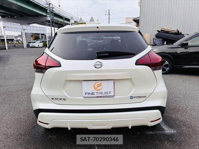 Nissan KICKS 2020-09 7501109-17