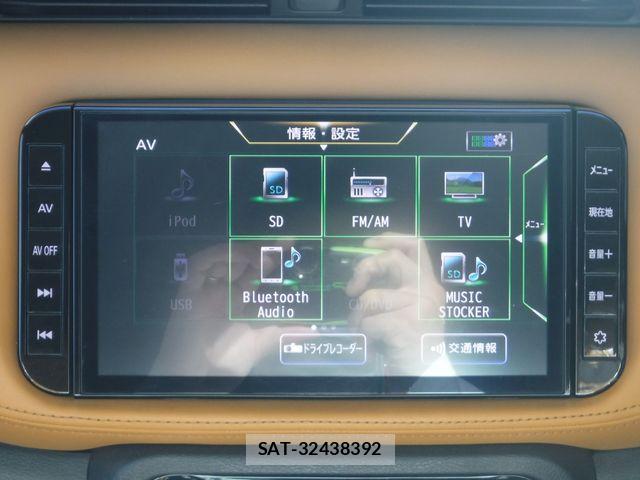 Nissan KICKS 2021-06 7508930-11